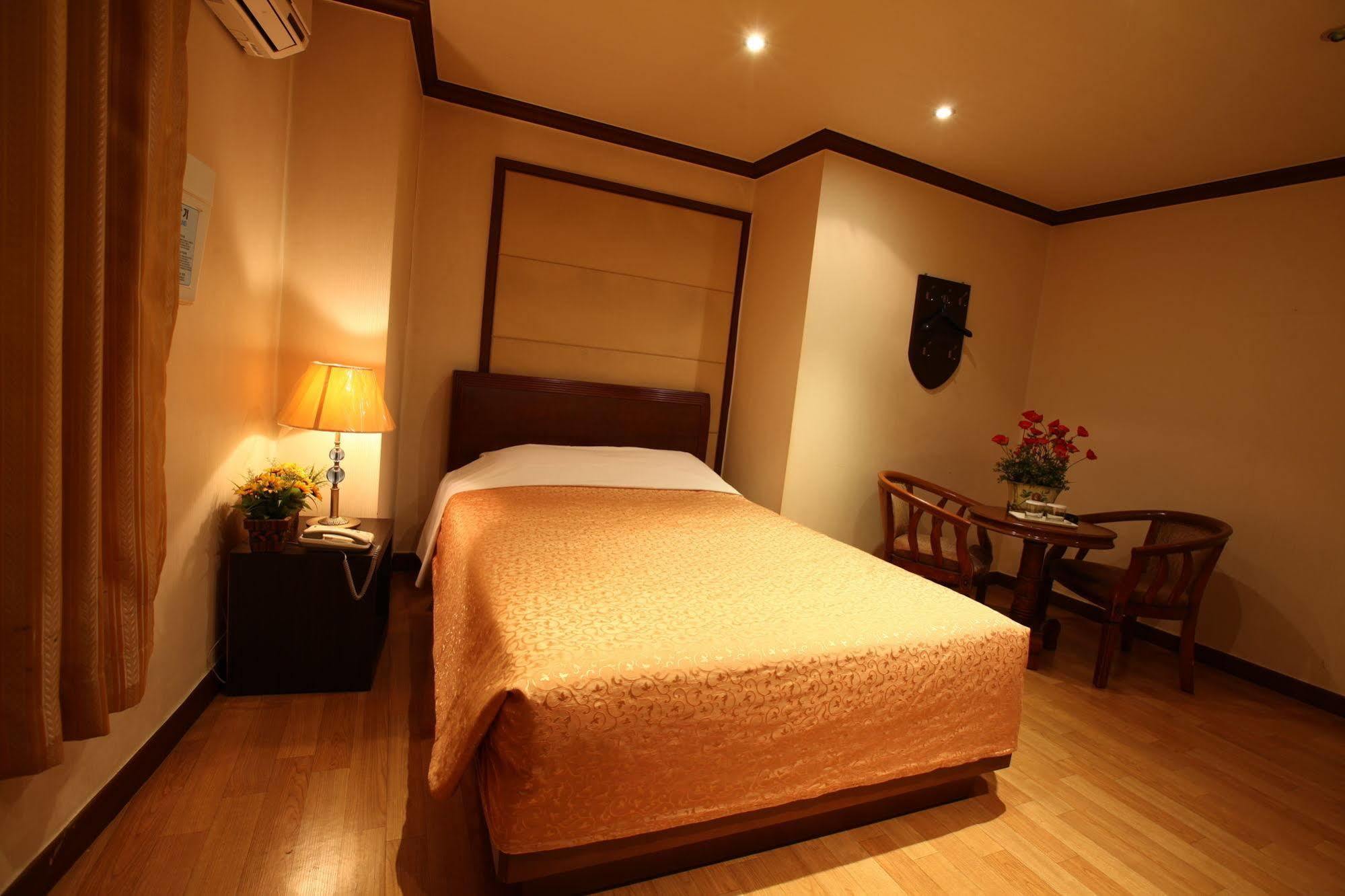 Namdaemun Palace Hotel Seoul Exteriör bild